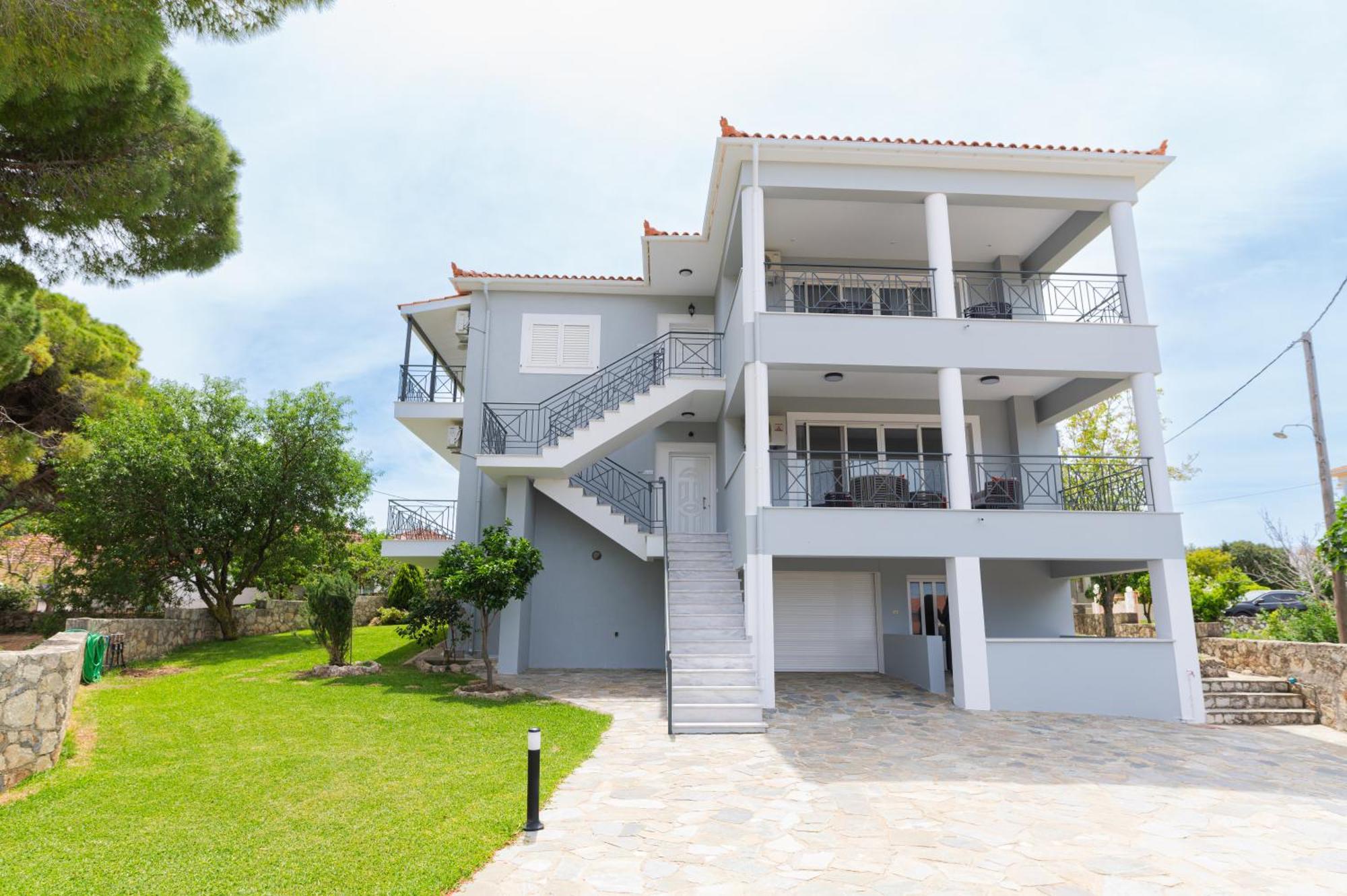 ארגוסטולי Vasilopoulos Residences - Apartments Ioni & Neso מראה חיצוני תמונה